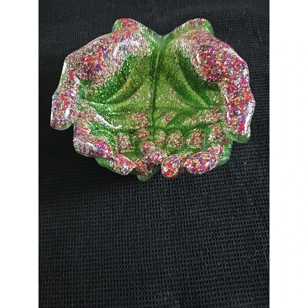 Cupped‎ Resin Hands Green Glitter Decoration Gift. Jewelry Candy Keys   590